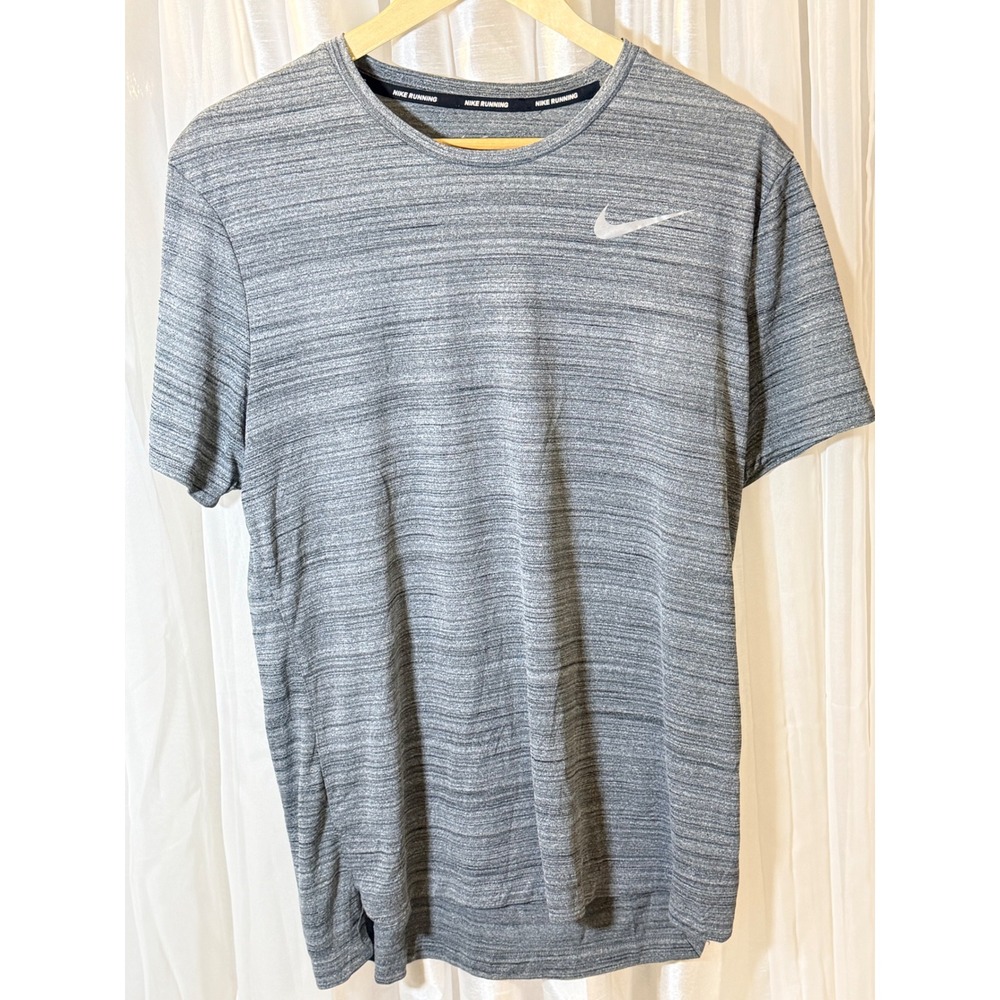 Nike Running Shirt Mens Large Grey Dri-FIT Short Sleeve Reflective Swoosh
